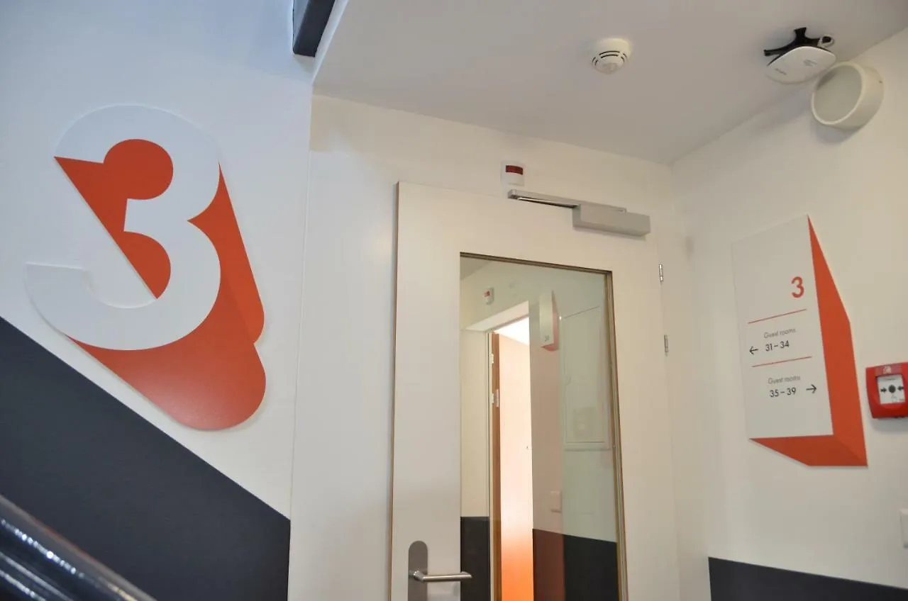 Easyhotel Zuerich West ציריך